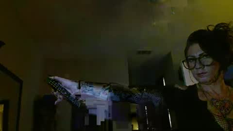 Jade1886 online show from 02.14.25