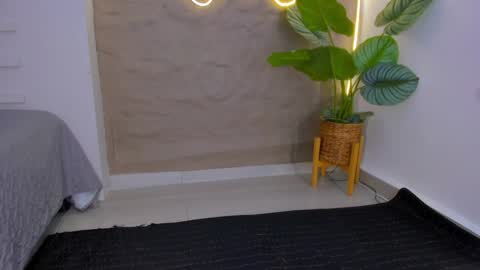 jadee__ online show from 01.15.25