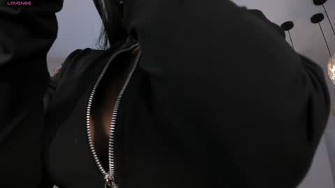 Snapshot of jadeevansx chatting on 01.03.25 JADE EVANS online show from 01.03.25