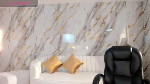 Snapshot of jadeevansx chatting on 01.29.25 JADE EVANS online show from 01.29.25