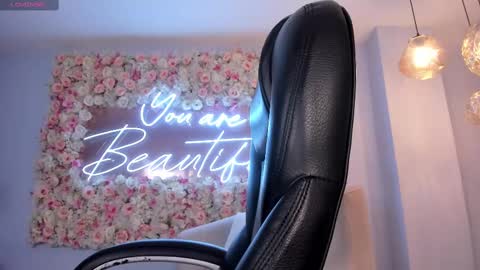 Snapshot of jadeevansx chatting on 02.27.25 JADE EVANS online show from 02.27.25