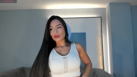 JADE EVANS online show from 02.10.26