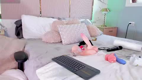 Jadeh online show from 03.12.25