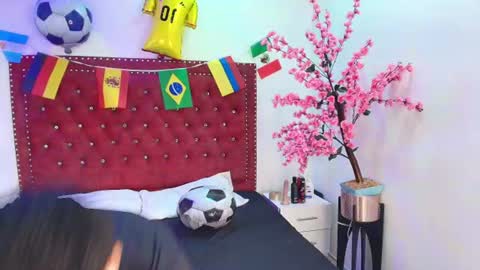 Jaden and Sofia  online show from 06.25.26