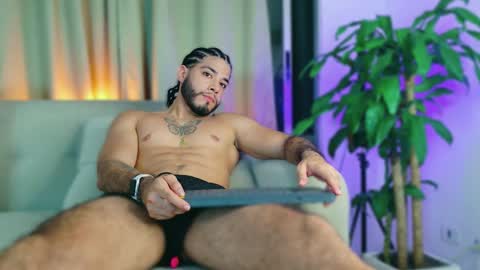 Snapshot of jadenfeynman chatting on 10.02.25 Jaden Feynman online show from 10.02.25