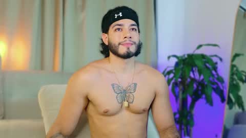 Snapshot of jadenfeynman chatting on 10.19.25 Jaden Feynman online show from 10.19.25