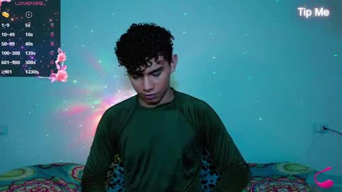 Snapshot of jaedasky_ chatting on 12.24.24 javi15 online show from 12.24.24