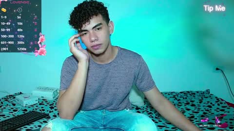 Snapshot of jaedasky_ chatting on 01.17.25 javi15 online show from 01.17.25