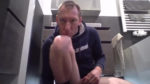 jak_81 online show from 12.11.24