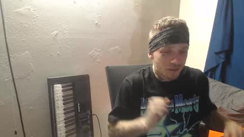 Snapshot of jake265897 chatting on 10.10.25 showingitoff online show from 10.10.25