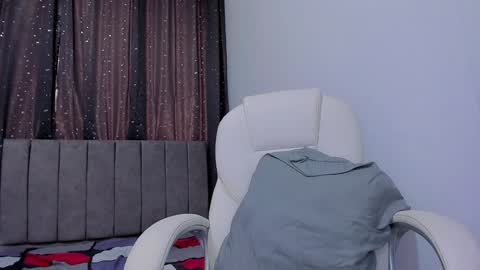 Snapshot of jake_evanss_ chatting on 01.09.25 JAKE online show from 01.09.25