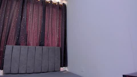 Snapshot of jake_evanss_ chatting on 01.17.25 JAKE online show from 01.17.25