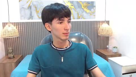 Snapshot of jake_evanss_ chatting on 11.13.25 JAKE online show from 11.13.25