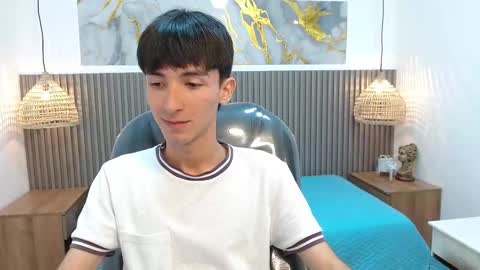 Snapshot of jake_evanss_ chatting on 11.15.25 JAKE online show from 11.15.25