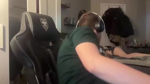 Snapshot of jake_jackson1 chatting on 02.05.25 jake_jackson1 online show from 02.05.25