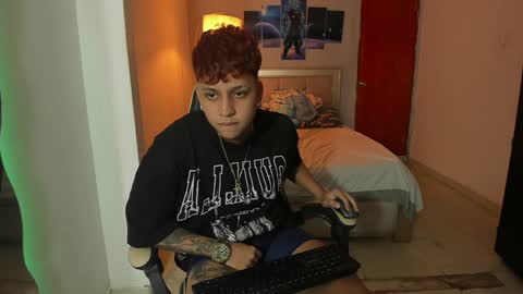 Snapshot of jake_pons chatting on 12.11.24 Jake Pons online show from 12.11.24