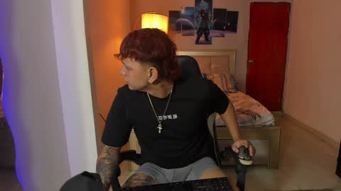 Snapshot of jake_pons chatting on 12.20.24 Jake Pons online show from 12.20.24