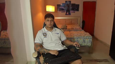 Snapshot of jake_pons chatting on 01.30.25 Jake Pons online show from 01.30.25