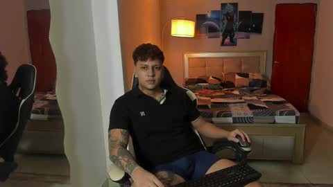 Snapshot of jake_pons chatting on 02.15.25 Jake Pons online show from 02.15.25