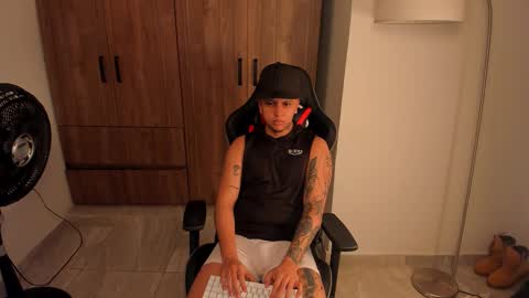 Snapshot of jake_pons chatting on 02.09.26 Jake Pons online show from 02.09.26