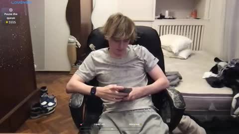 Snapshot of jakemadeyoucum chatting on 10.06.25 Jake Wallace online show from 10.06.25