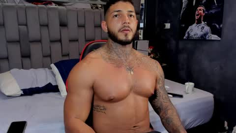 my name is sebas If you come here dont hesitate to say hello Im a guy who really likes having conversations and having hot online show from 04.09.26