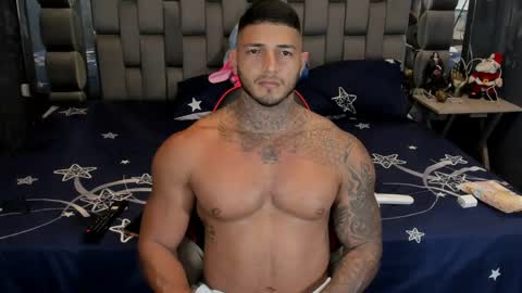 my name is sebas If you come here dont hesitate to say hello Im a guy who really likes having conversations and having hot online show from 05.30.26