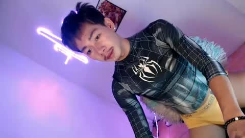 Snapshot of jam_bigcock69 chatting on 06.18.26 Jam online show from 06.18.26