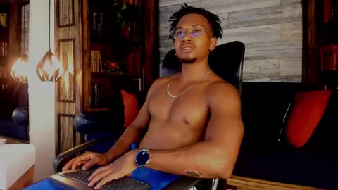   online show from 12.03.25