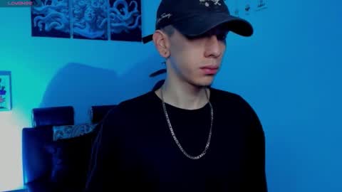 Snapshot of james_adamss_ chatting on 11.22.25 james_adamss_ online show from 11.22.25