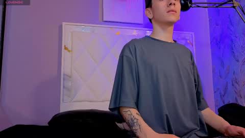 james_adamss_ online show from 03.01.26