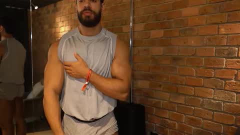 James Axel online show from 10.19.25