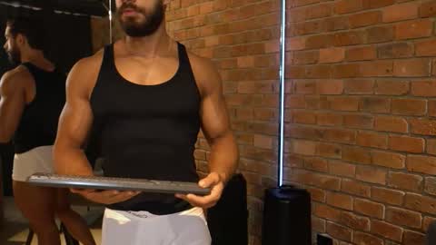 James Axel online show from 10.27.25