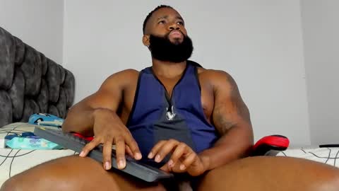 Snapshot of james_bbcmuscle chatting on 02.01.26 James BBC online show from 02.01.26