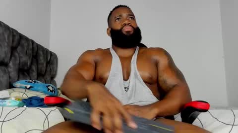 Snapshot of james_bbcmuscle chatting on 02.03.26 James BBC online show from 02.03.26