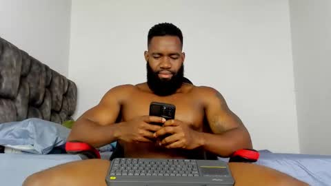 Snapshot of james_bbcmuscle chatting on 02.17.26 James BBC online show from 02.17.26