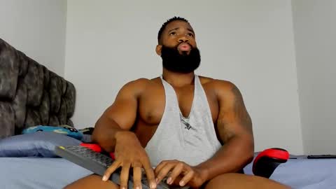 Snapshot of james_bbcmuscle chatting on 02.26.26 James BBC online show from 02.26.26