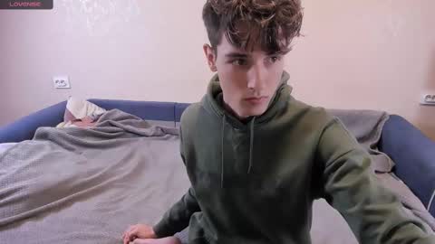 Snapshot of james_mil chatting on 02.26.25 James online show from 02.26.25