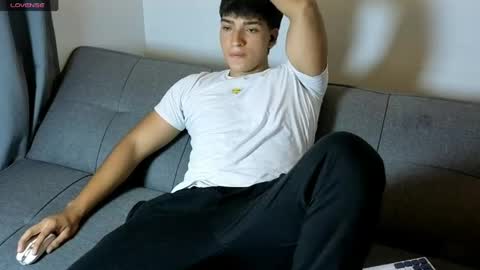 james_silva1 online show from 05.30.26