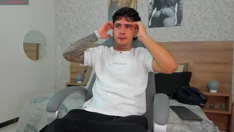 jamesdekker online show from 10.12.25