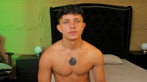 jamesgolden_ online show from 11.26.25