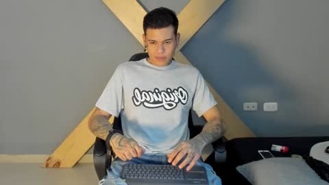 Jamesinked  online show from 12.06.24