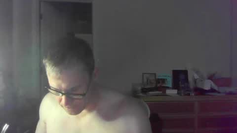 Snapshot of jamesjewels chatting on 11.16.25 jamesjewels online show from 11.16.25