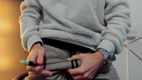 Snapshot of jamesmyersx chatting on 01.02.25 JamesMyers online show from 01.02.25