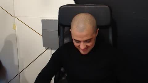 Snapshot of jamesmyersx chatting on 10.27.25 JamesMyers online show from 10.27.25