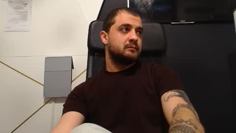 Snapshot of jamesmyersx chatting on 11.17.25 JamesMyers online show from 11.17.25