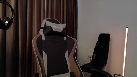 Snapshot of jamesmyersx chatting on 01.10.26 JamesMyers online show from 01.10.26