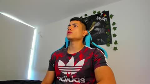 Jamess hott online show from 01.11.25