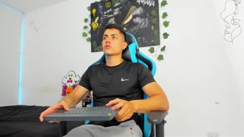 Jamess hott online show from 01.23.25