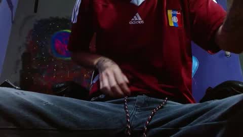 Snapshot of jammes_owen chatting on 01.18.25 Jammes. online show from 01.18.25